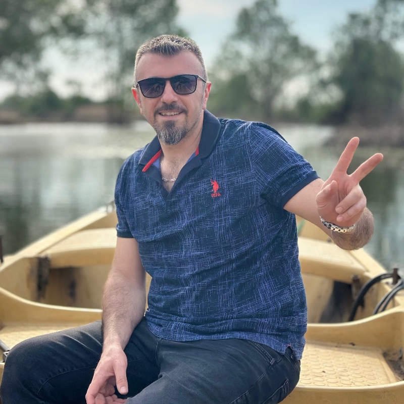 Mesut Demir