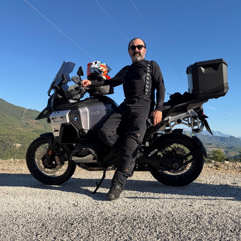 Gökhan Özdere