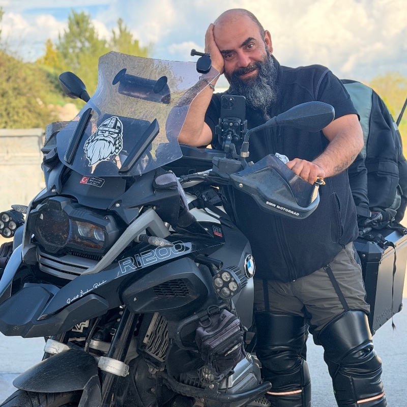Serhat İbrahim Bahadır